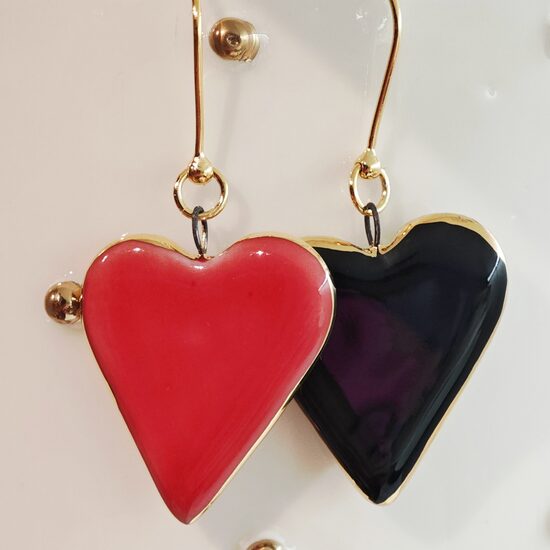 Auskari sarkana un melna sirsniņa 