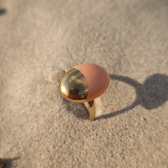 Ovāls gredzens lašu oranžs ar zeltu