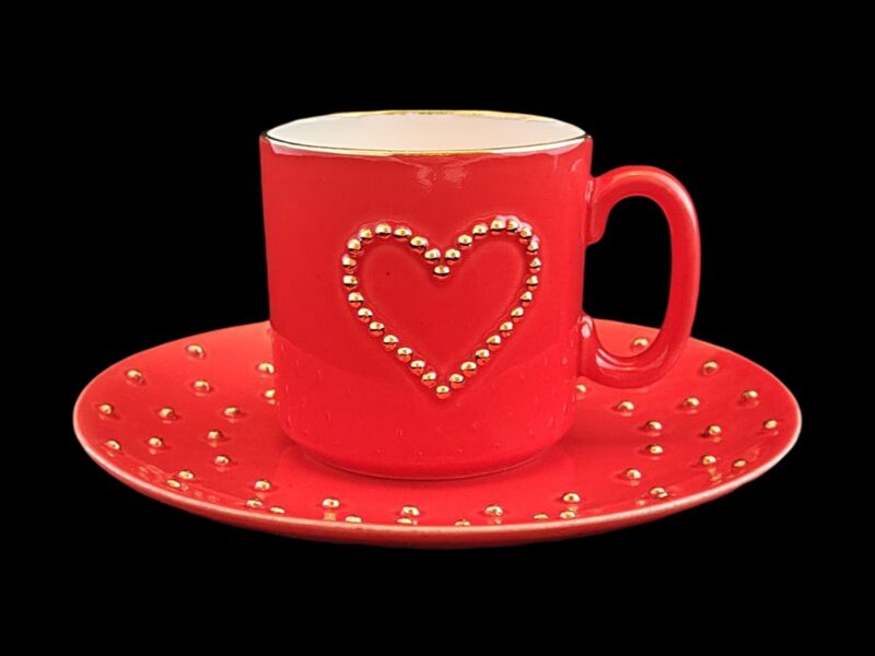 Mug with gold studs in the shape of a heart, 200ml, red